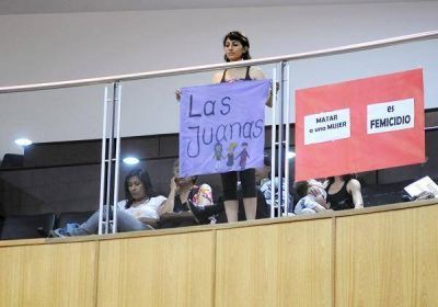 Legisladores aprobaron el aumento salarial para empleados judiciales