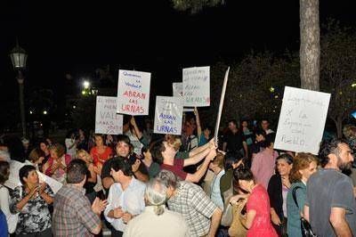 El Frepam pidi� la apertura de urnas: junt� unas 500 personas en la plaza