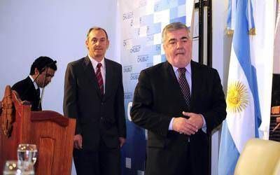 El ministerio de Gobierno manifiesta que destin� unos $200 millones a la polic�a