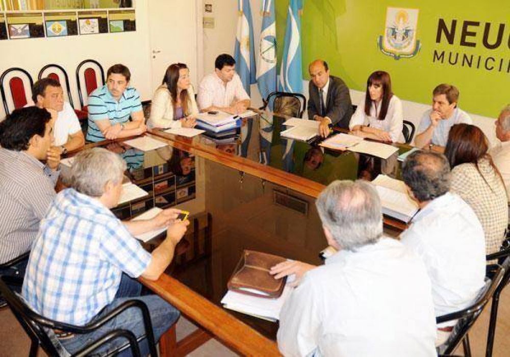 Arranc� la transici�n municipal