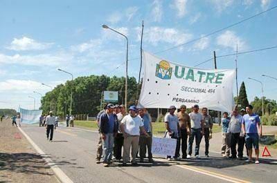 Uatre Pergamino se sum� a la protesta