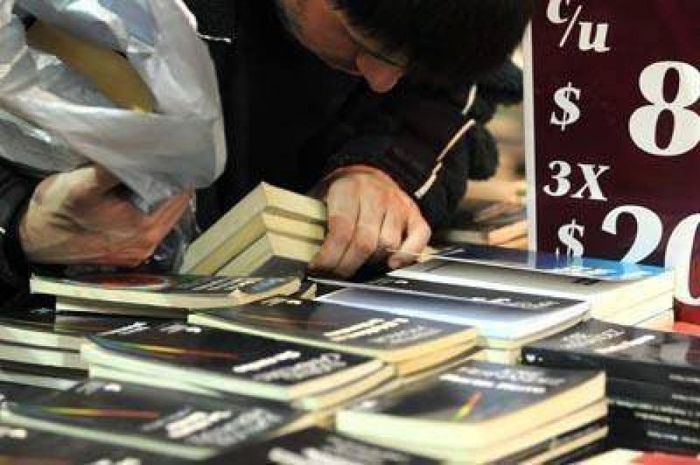 Se inaugura la Feria del Libro
