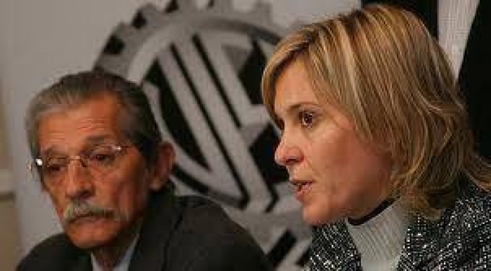 Naranpol: "Los santafesinos debemos recordar lo que nos pas� con la Fiat en los 70"