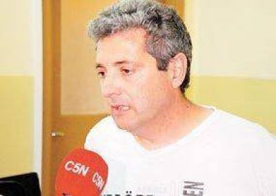 "El colectivo se par�, el motor no arrancaba y el chofer salt�" 