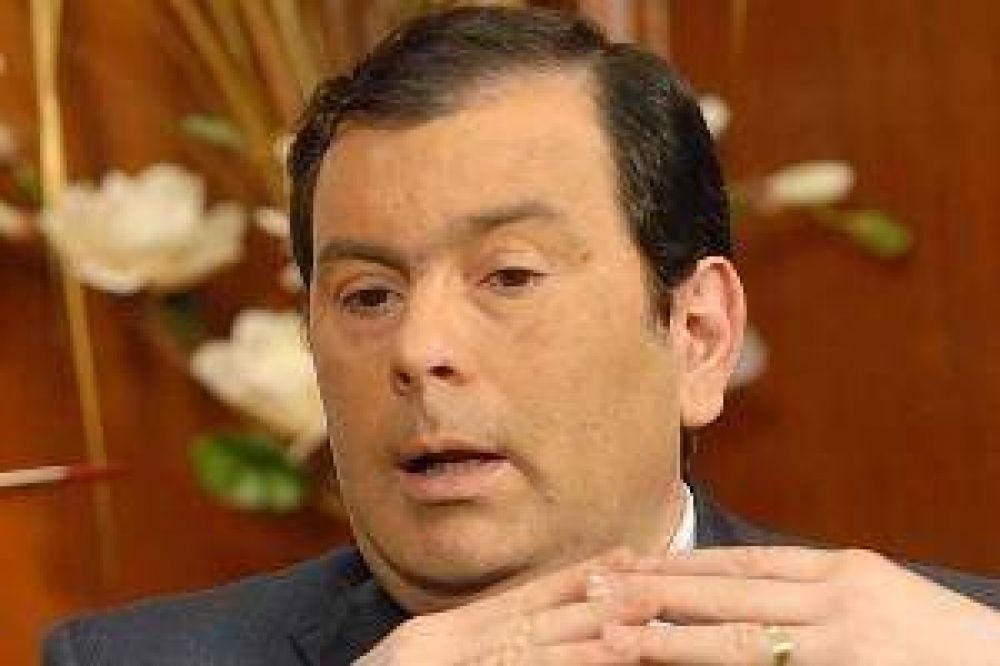 "Vamos a seguir generando inversiones para que haya m�s trabajo en Santiago"