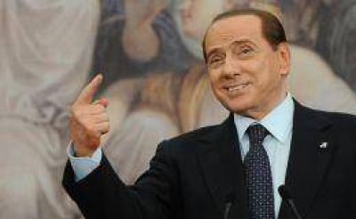 Berlusconi resiste y se r�e de los pedidos de renuncia