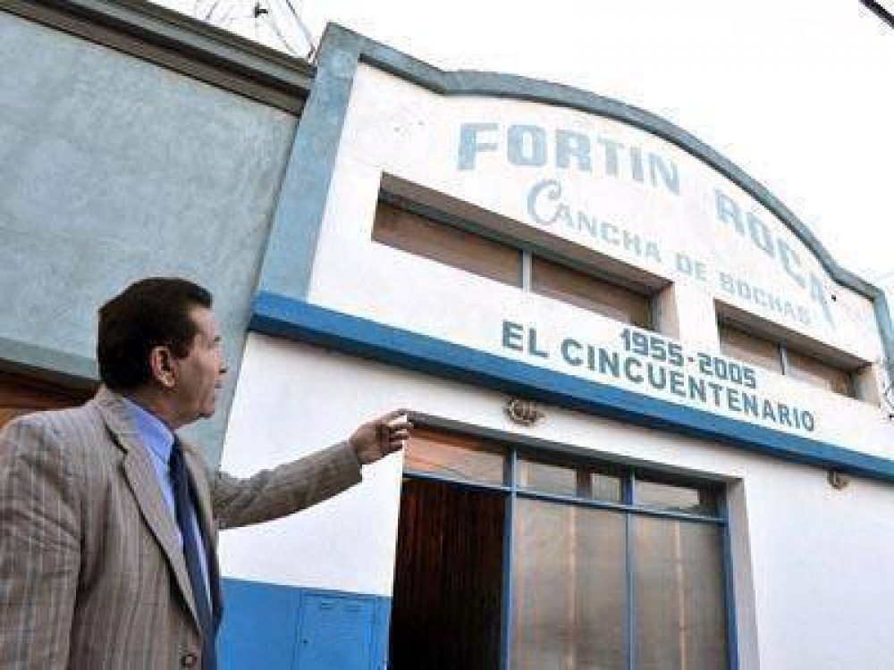 CLUB AURORA, Canchas donde entrena el equipo de fútbol Auro…, Carlos  Eduardo Torrico Arenas