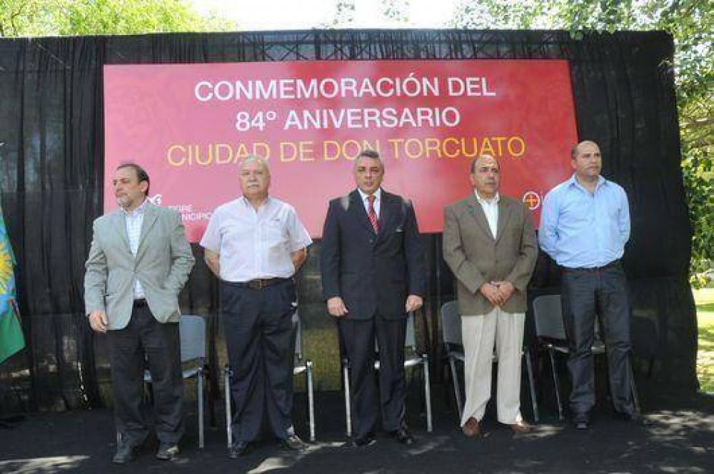 La comunidad de Don Torcuato festej� sus 84 a�os