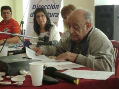 Escritores quieren que el nuevo gobierno inicie �una etapa de di�logo y participaci�n real� de los actores culturales y �la pronta aplicaci�n� de la ley del FER en todos sus t�rminos