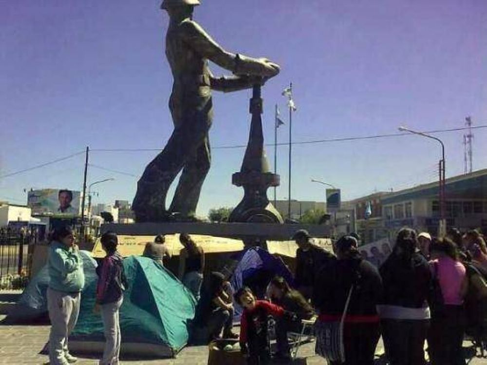 Sigue el acampe en el Gorosito