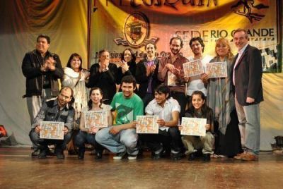 En una Casa de la Cultura colmada se eligi� la delegaci�n que ir� al Pre Cosqu�n 2012 Destacado