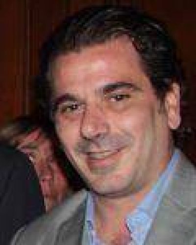 RITONDO YA SE PRUEBA EL TRAJE