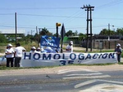 UATRE se moviliza por homologaci�n del 35 por ciento  
