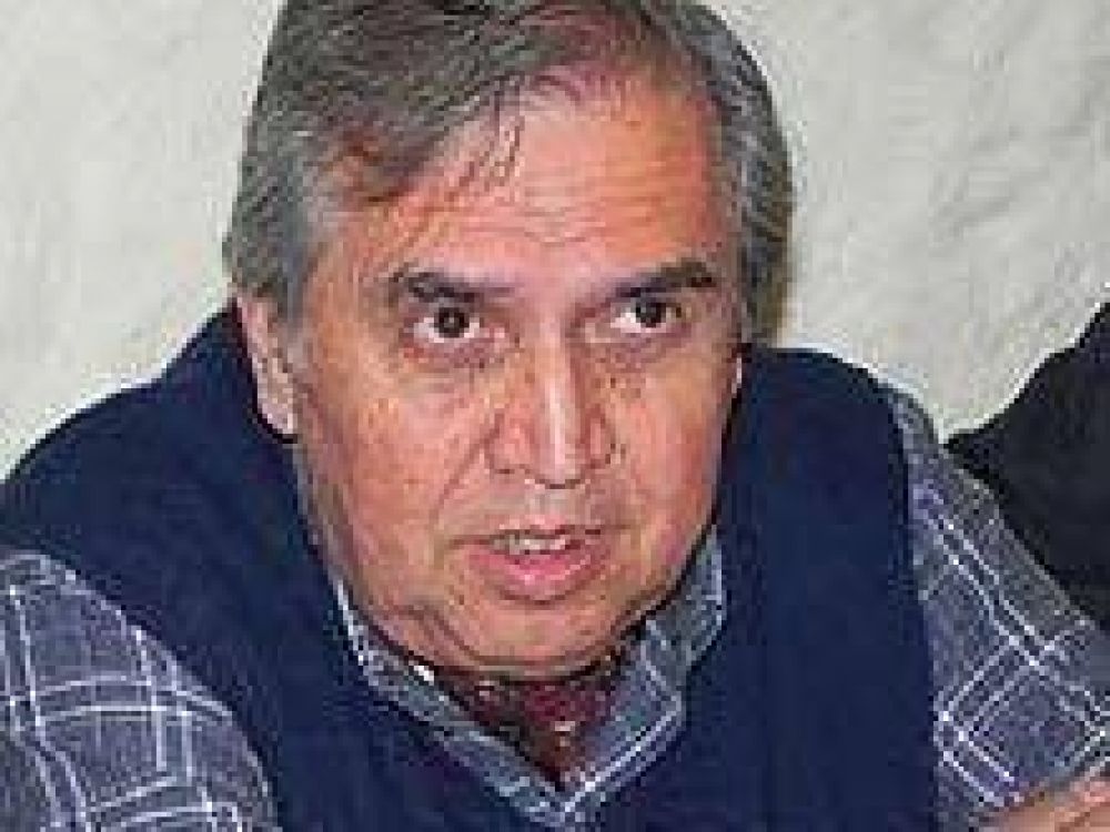 Lastra: �Un funcionario no puede ganar menos que un empleado�