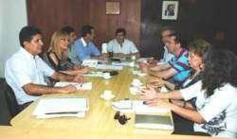 Preocupaci�n de la Alianza por el gasto p�blico y sus consecuencias	