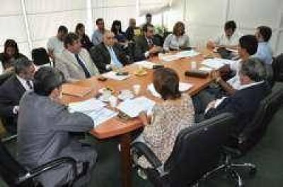 Reestructuraci�n y reorganizaci�n del sistema procesal penal del Chaco		