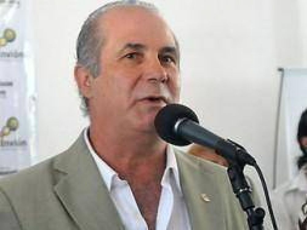 �lvarez de Olivera ser� candidato a Presidente de Independiente
