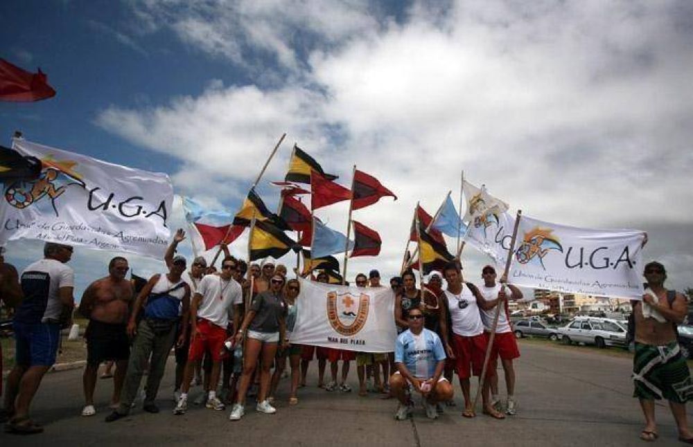 �Sin acuerdos laborales previos, no garantizamos la seguridad en playas�