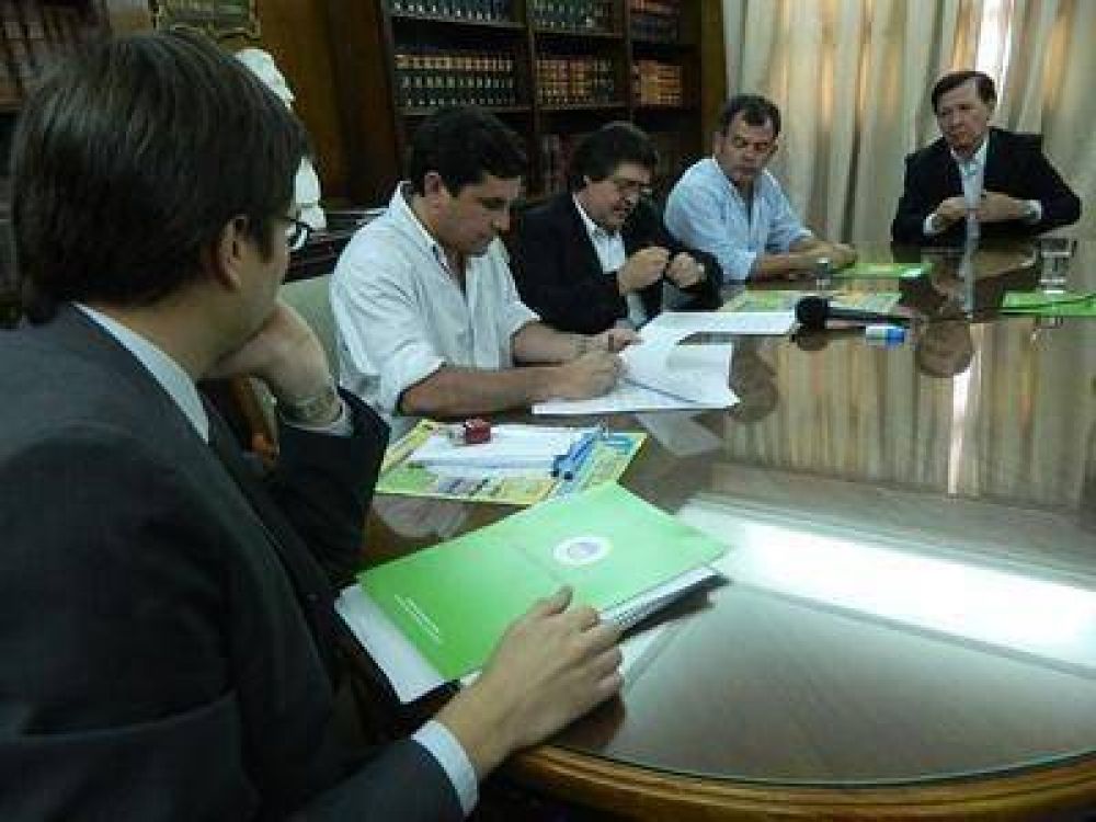 Santo Tom�, Esquina y Mburucuy� se sumaron al ordenamiento territorial impulsado por la Provincia