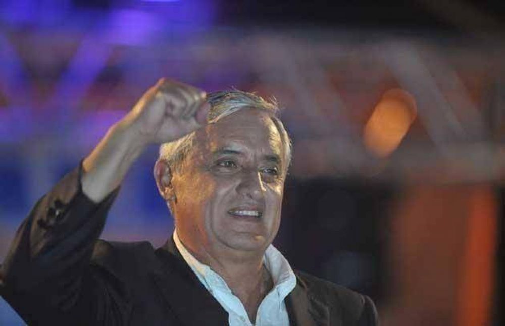 P�rez Molina prometi� austeridad para Guatemala