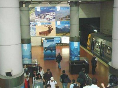 Campa�a Nacional �Argentina en Subte�. Promocionan sitios tur�sticos fueguinos
