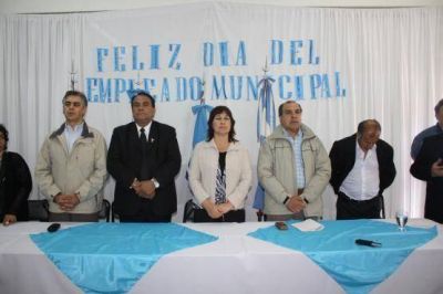 Presentaron un cami�n y un minib�s y se inaugur� el albergue
