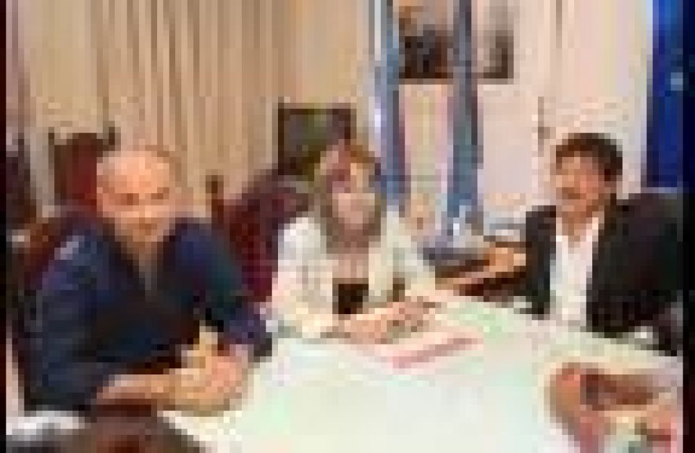 Osuna: �De la reuni�n con Halle salimos m�s preocupados de lo que llegamos�