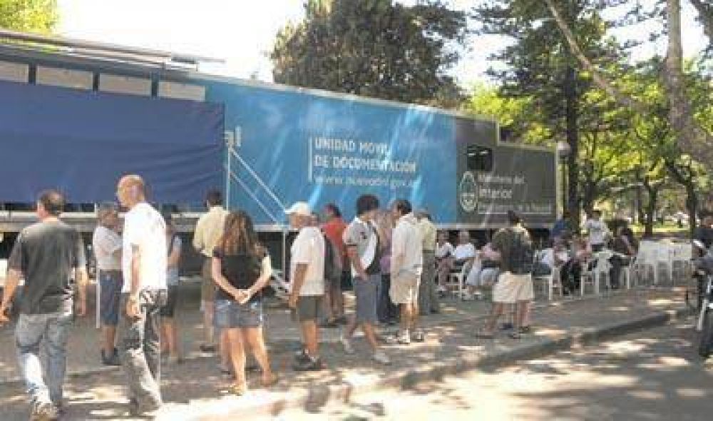 Entre diciembre y febrero podr� tramitarse el DNI en el d�a