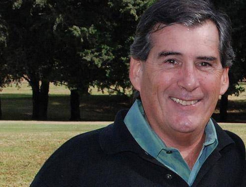 Carlos Ponce desminti� que ser� presidente de Traspuntano
