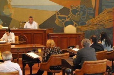Sesi�n en Tigre: homenaje a N�stor Kirchner