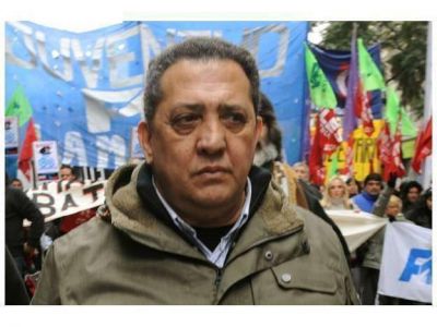 Empez� el juicio a D'El�a por golpear a un entrerriano