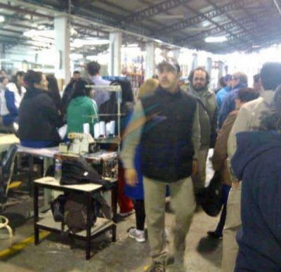 Complicada situaci�n de 120 trabajadores textiles en la f�brica Yamana del Sur