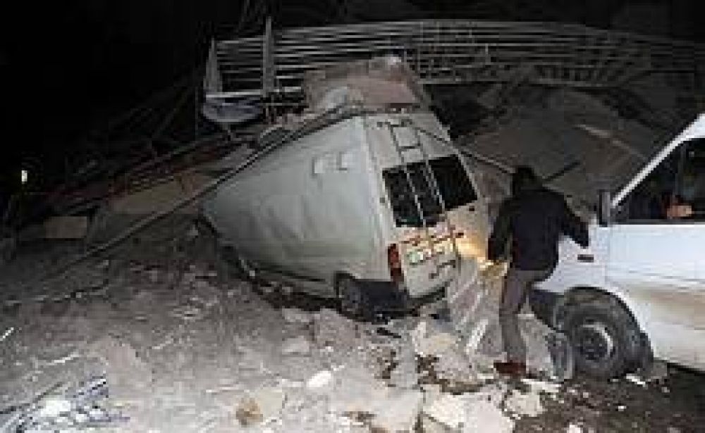 P�nico en Turqu�a: sismo de magnitud 5,6 dej� tres muertos y caus� da�os