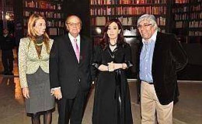 De Mendiguren neg� que quiera mediar entre Moyano y el Gobierno
