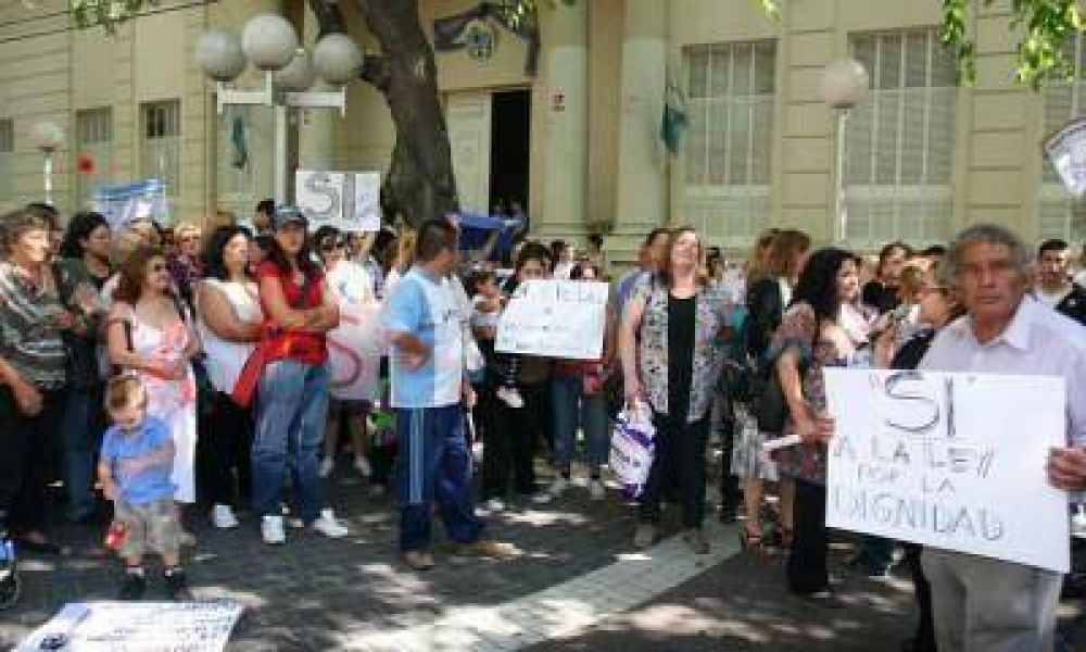 El nuevo gobierno reglamentar�a la adhesi�n a la ley de Discapacidad