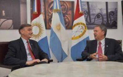 C�rdoba y Santa Fe buscar�n el financiamiento para el acueducto