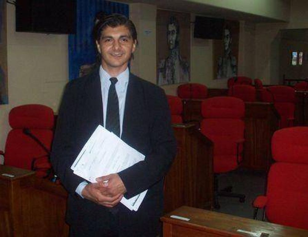 Su�rez: �Se perdi� y hay que estar a disposici�n de quienes asumen�
