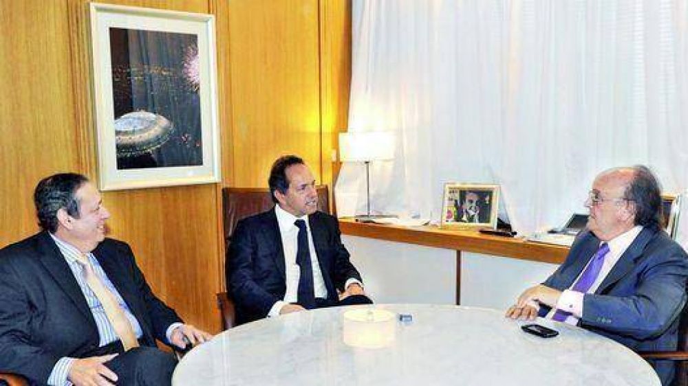 Scioli fue a ver a Cristina para hablar de plata y del gabinete