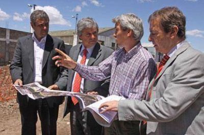 El presidente de Diputados de la Provincia recorri� el Camino de la Ribera