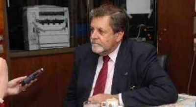 Storero anunci� que habr� una revisi�n de personal