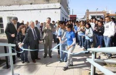 La Escuela Nacional �Sim�n de Iriondo" inaugur� obras