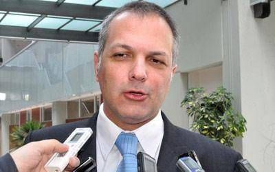 Buzzi se re�ne hoy con diputados electos del Frente para la Victoria
