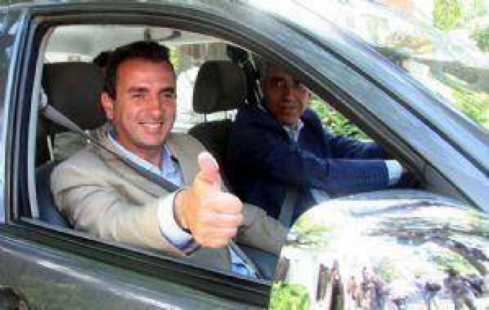 Primeras se�ales de P�rez: quiere cambiar la Ley de Ministerios