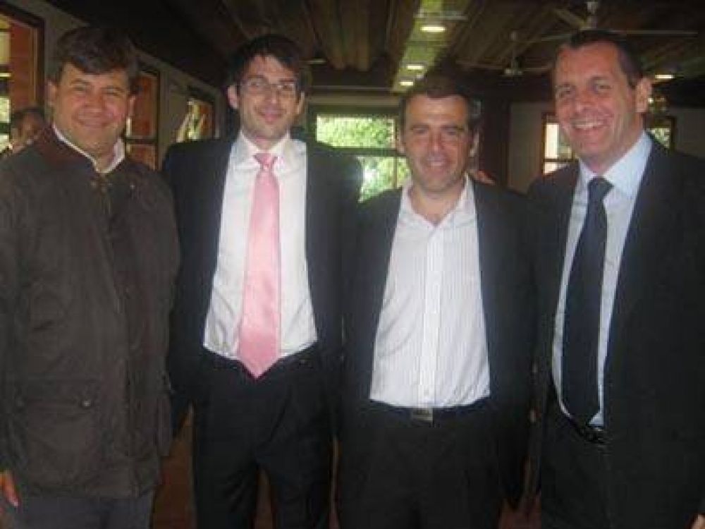 Intendente electo de Necochea se reuni� con el director de Centrales de la Costa