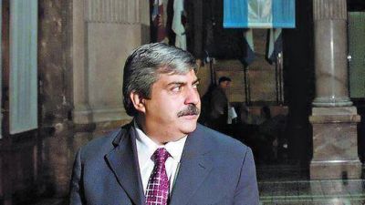 �Recalde gast� 2.100 millones de d�lares y no sabemos en qu�