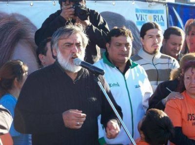 C�rdoba molesto con Carrizo, por supuestos ingresos a la Comuna