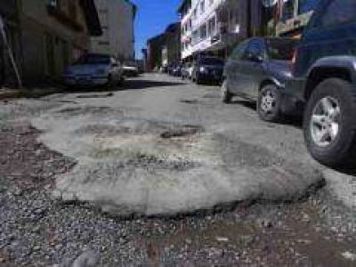 Casc�n se va a ir del gobierno, sin haber arreglado ni un tramo de la calle Salta