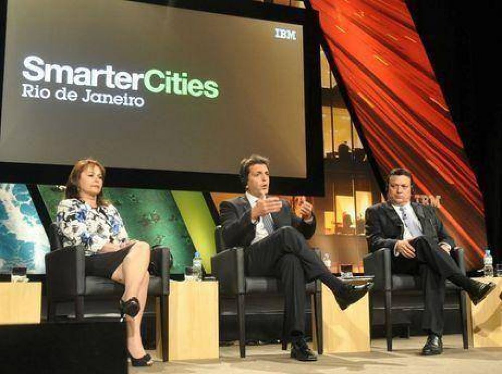 En R�o de Janeiro, Sergio Massa expuso en el foro �Ciudades Inteligentes�