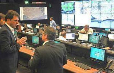 Massa: �los servicios en la palma de la mano de los vecinos�