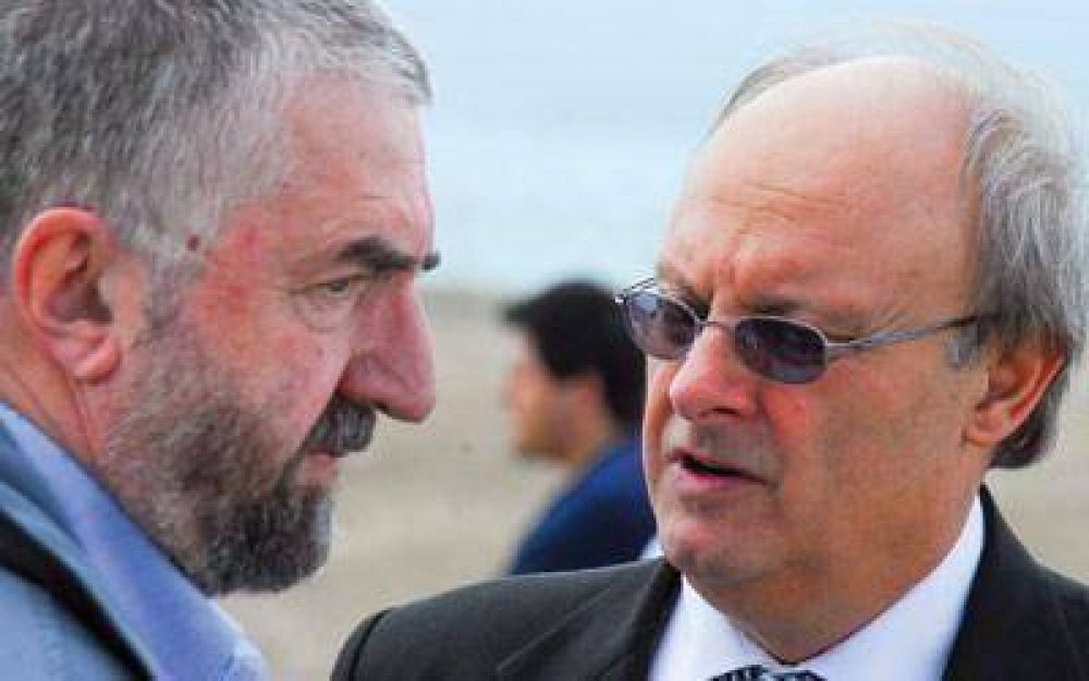 �Los bancos se llevan 10.000 millones de Comodoro y s�lo prestan 3.000�
